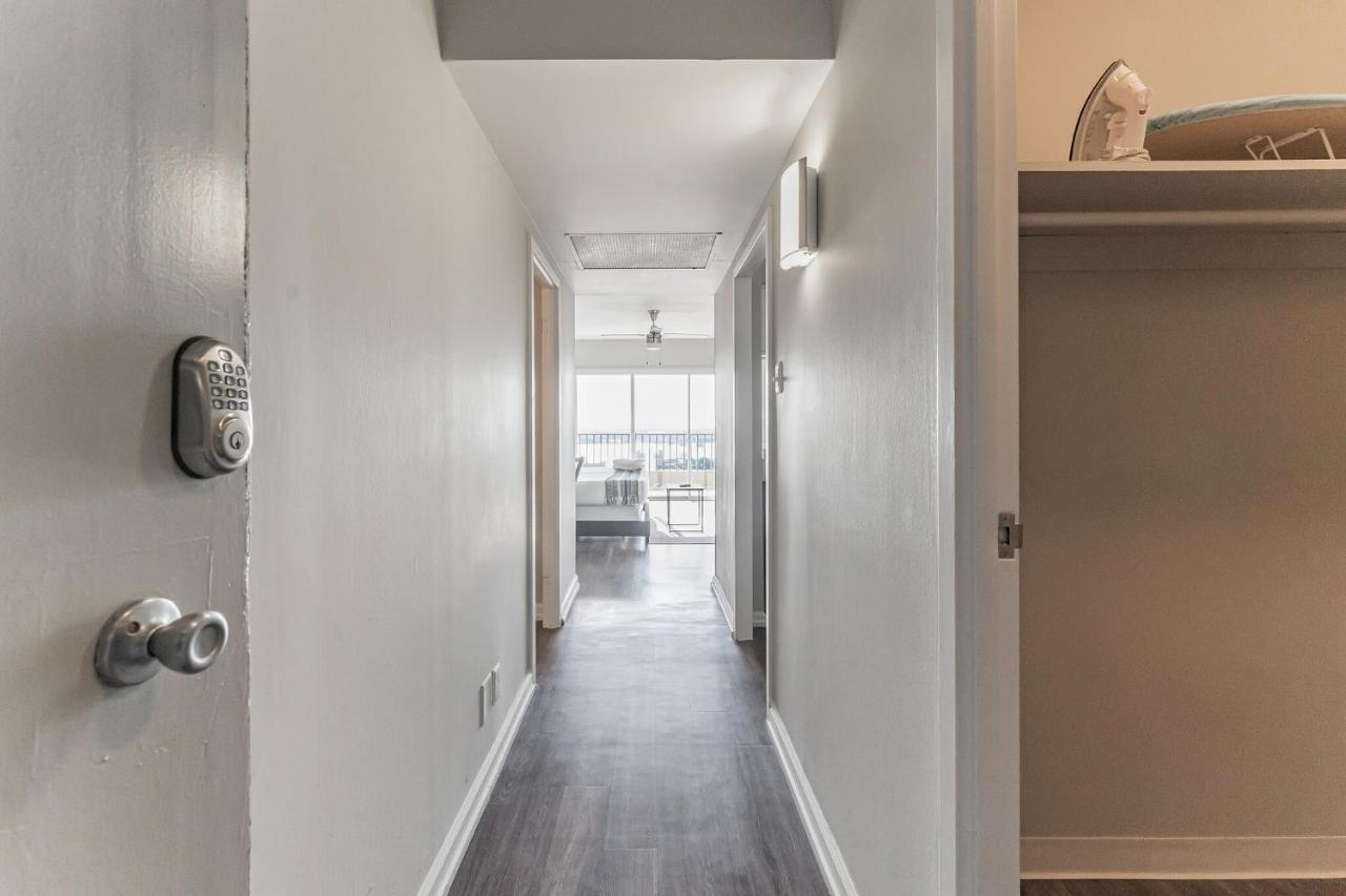 Bargain Downtown Memphis Apartment W Amenities Bagian luar foto