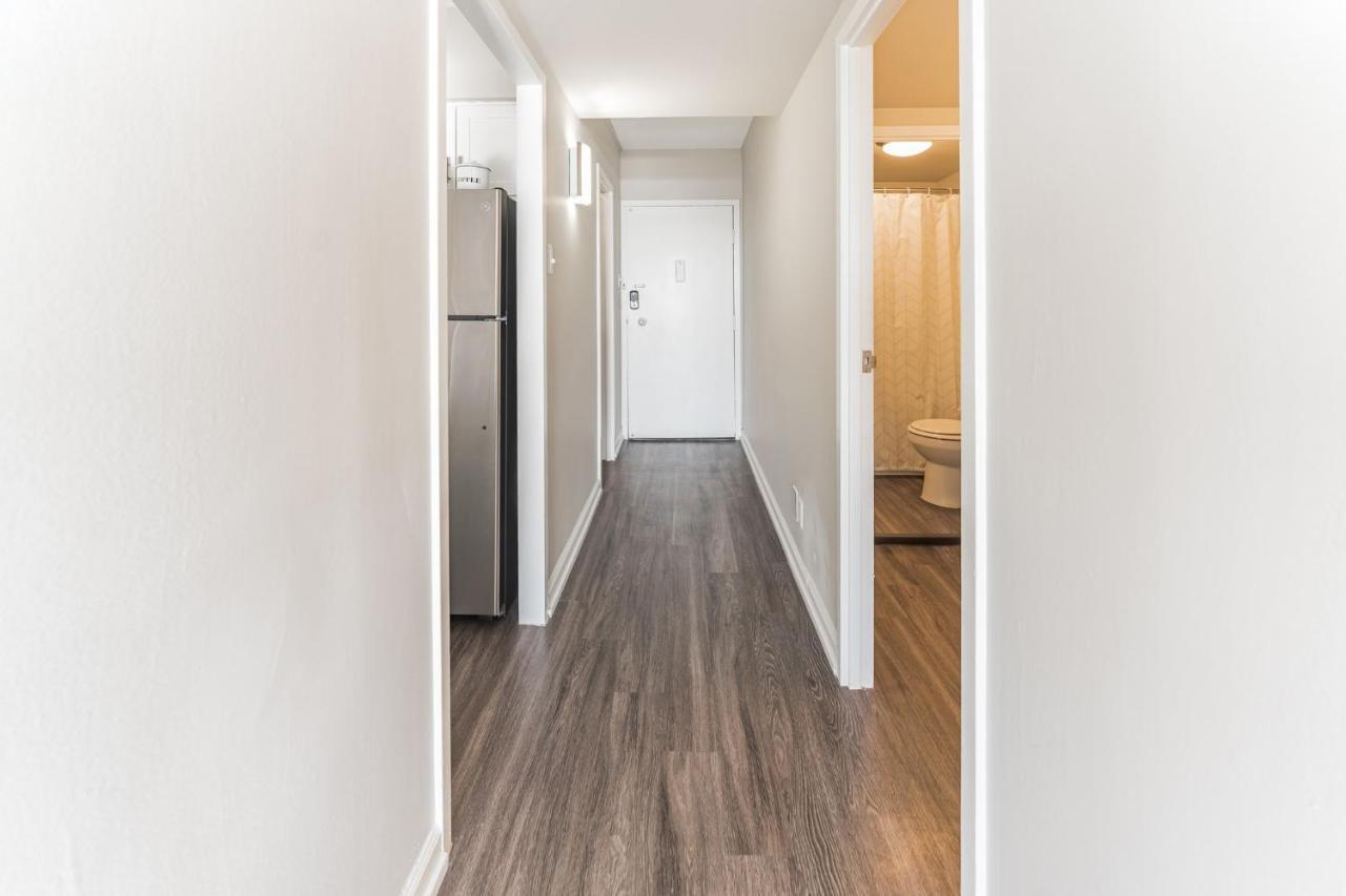 Bargain Downtown Memphis Apartment W Amenities Bagian luar foto