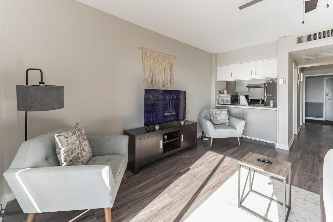 Bargain Downtown Memphis Apartment W Amenities Bagian luar foto